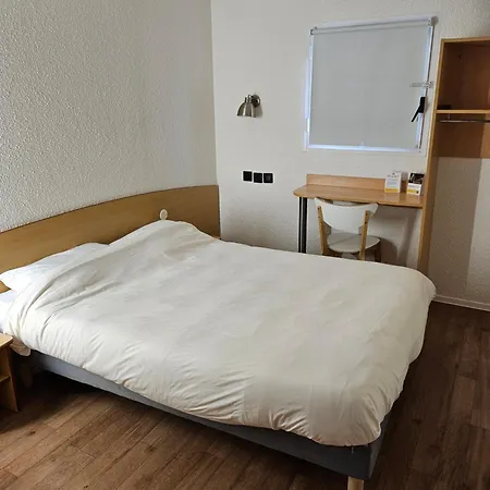 Premiere Classe Cran-gevrier Renove En 2025 Hotel Annecy